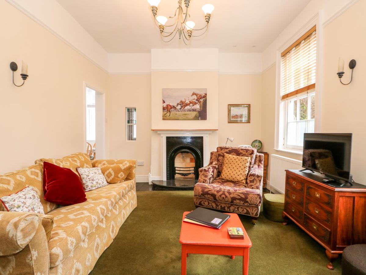 Magdalene House Villa Louth  Luaran gambar